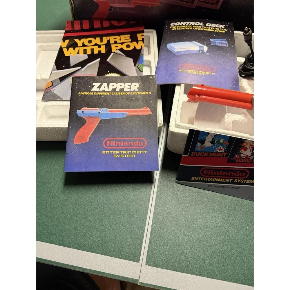 NINTENDO NES ACTION SET ZAPPER NO POWER CORD PARTS ONLY ORG MANUAL